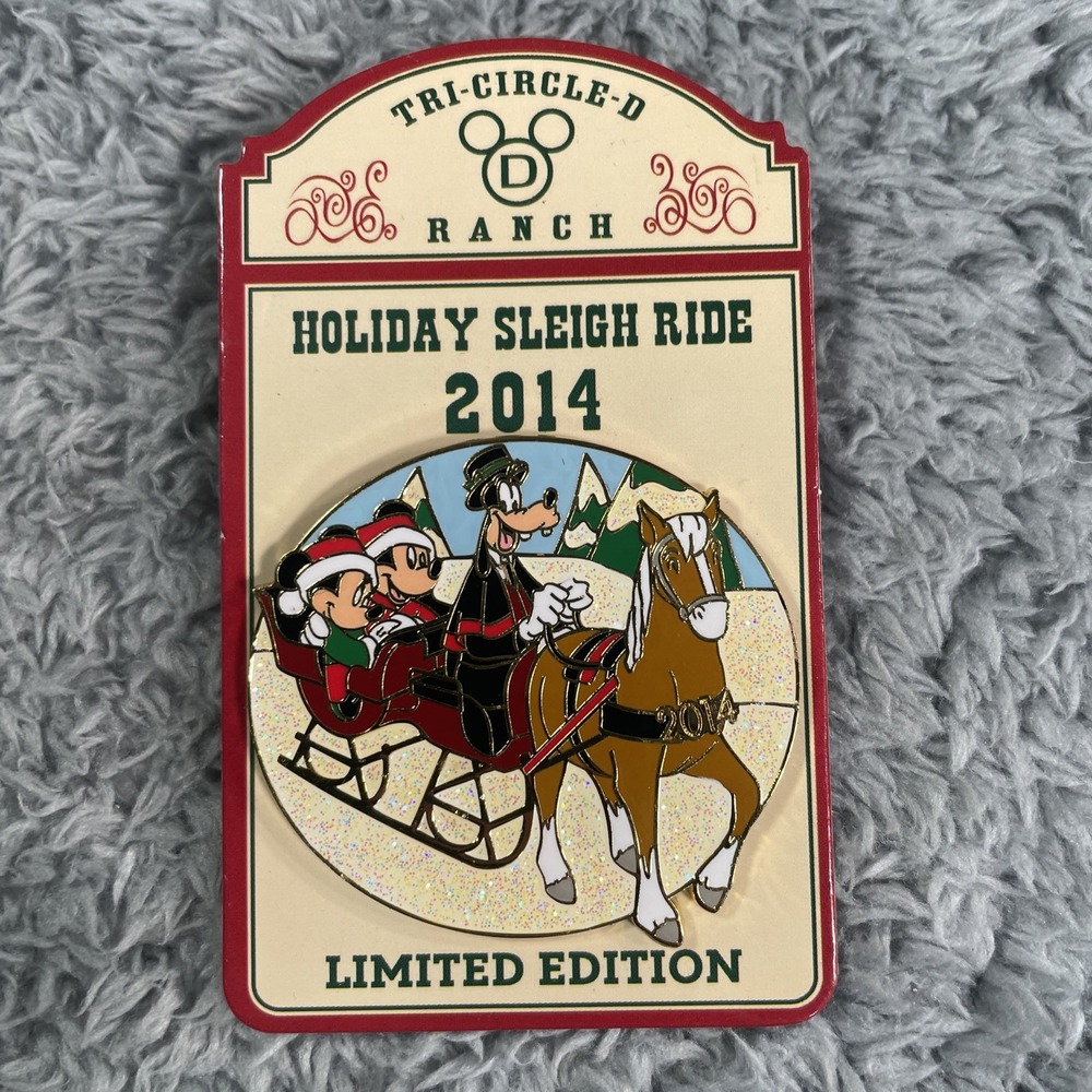 RARE Limited Edition Disney Tri-Circle-D Ranch Holiday Sleigh Ride 2014 Pin New